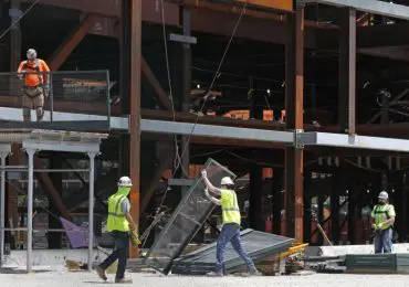 U.S. construction spending drops 2.9% in April