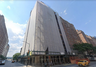 Construction worker falls to death outside Manhattan building